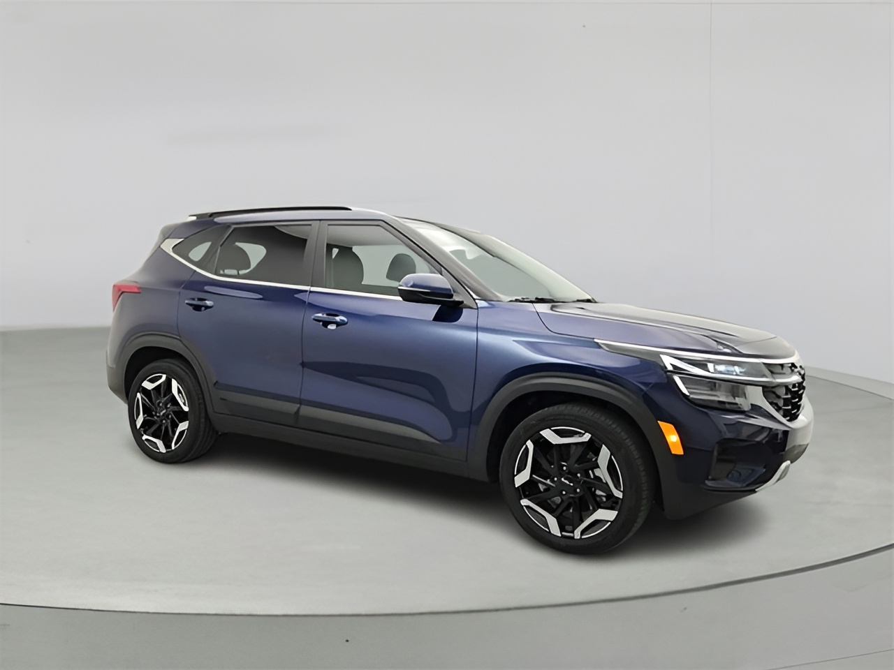 Vehicle image 33 of 38