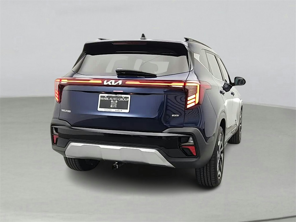 Vehicle image 5 of 38