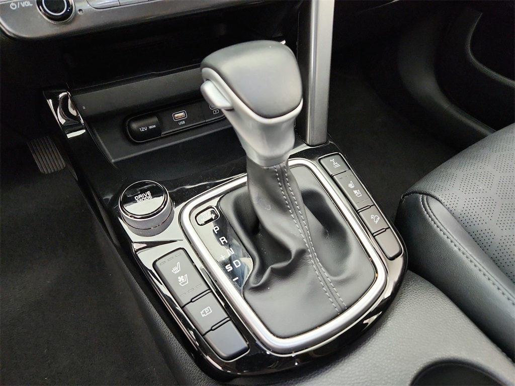 Vehicle image 15 of 38
