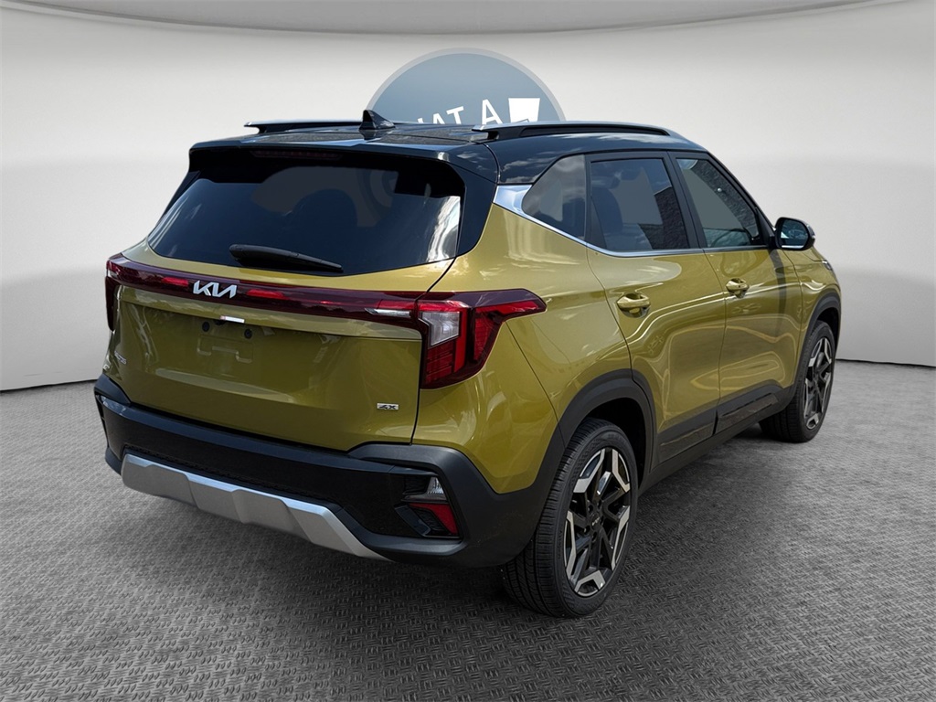 Vehicle image 5 of 32
