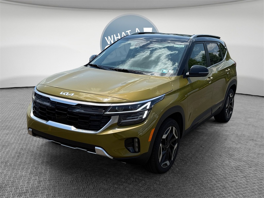 Vehicle image 1 of 32