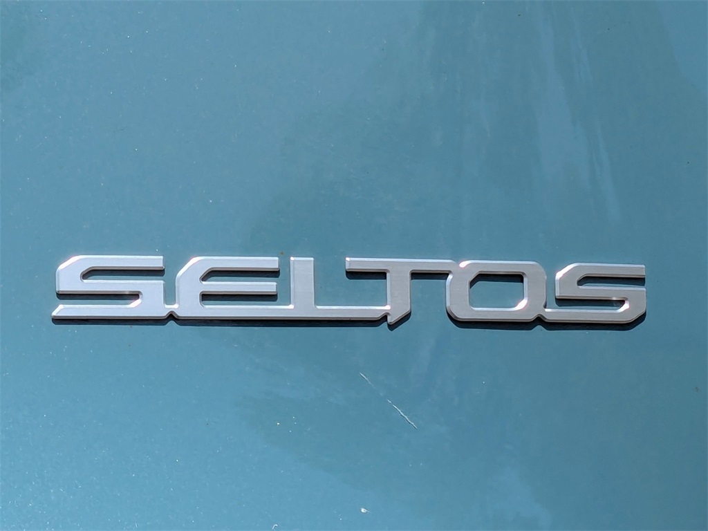 Vehicle image 38 of 38