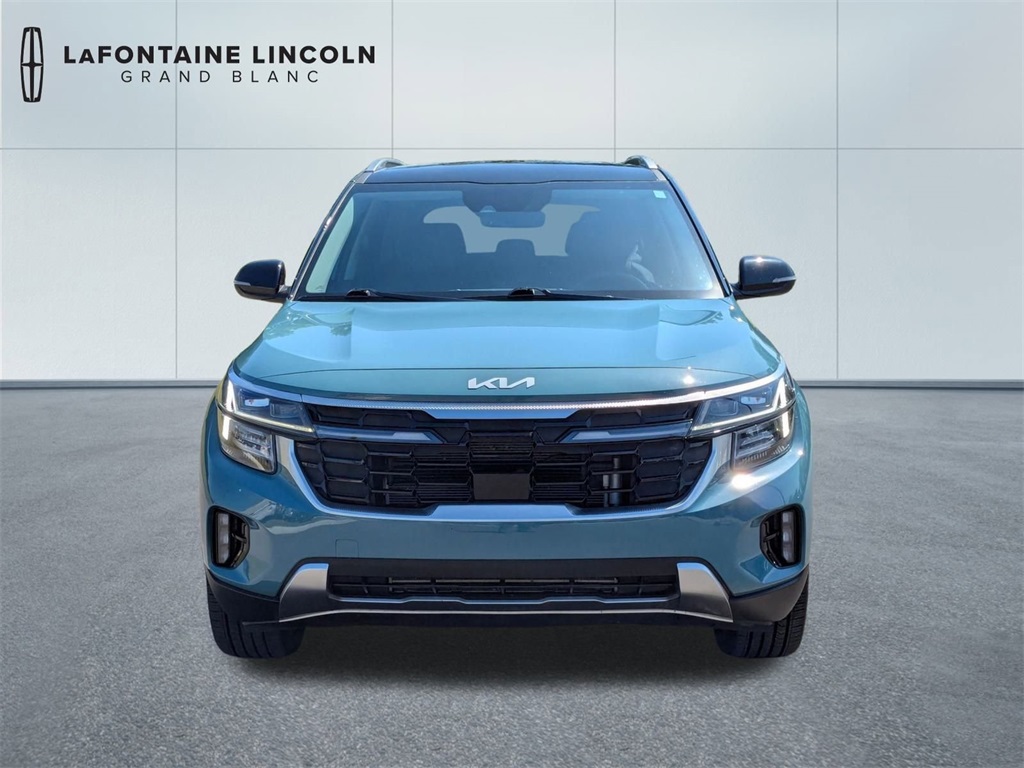 Vehicle image 2 of 38