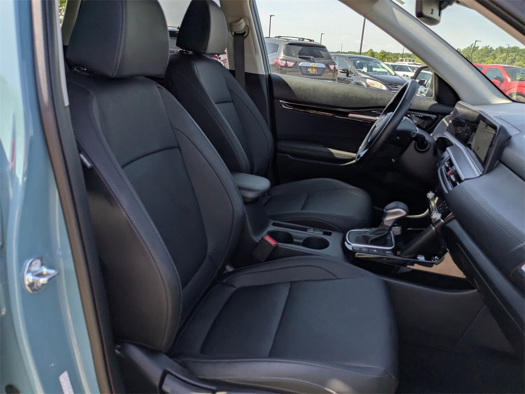 Vehicle image 12 of 38