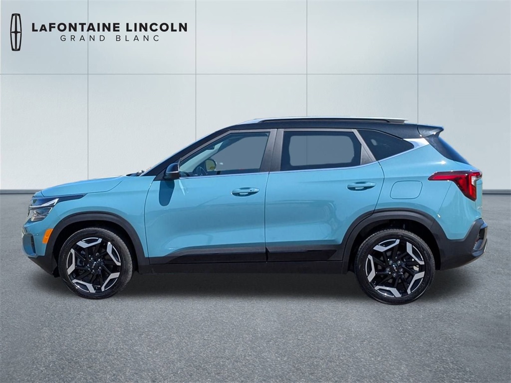 Vehicle image 8 of 38