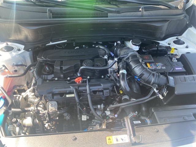 Vehicle image 6 of 18