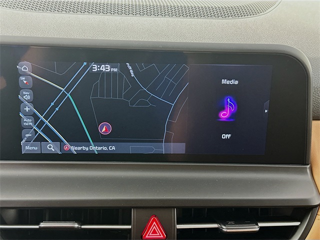 Vehicle image 13 of 33