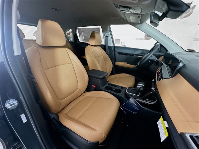 Vehicle image 29 of 33