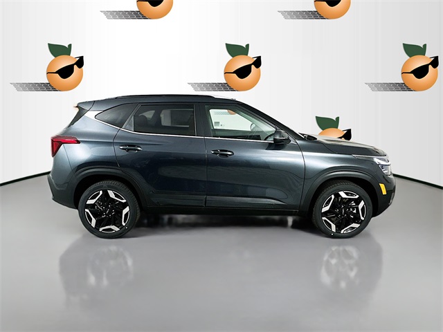 Vehicle image 4 of 33