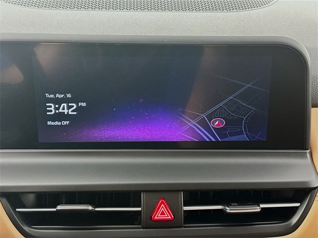 Vehicle image 15 of 33