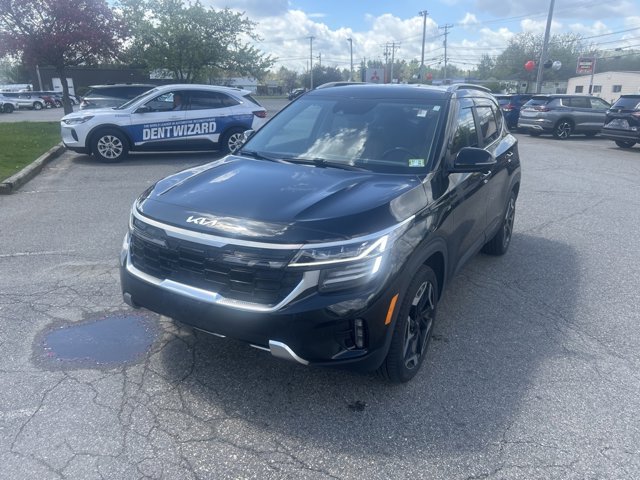 Vehicle image 1 of 2