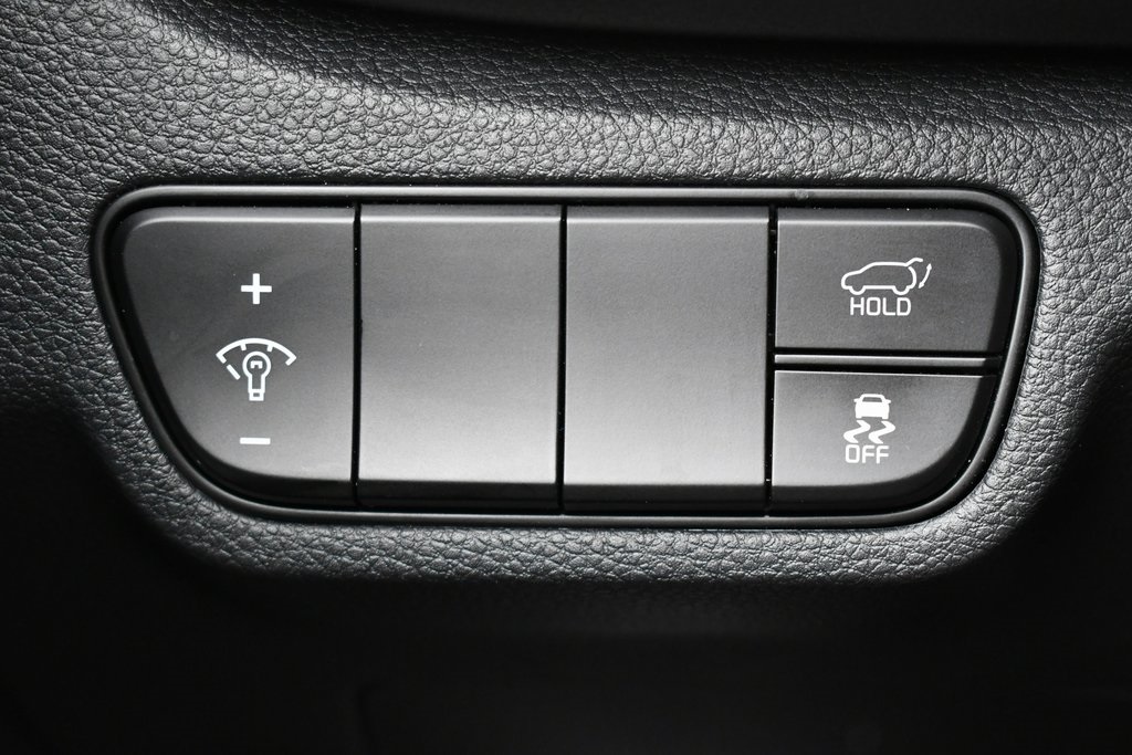Vehicle image 19 of 30