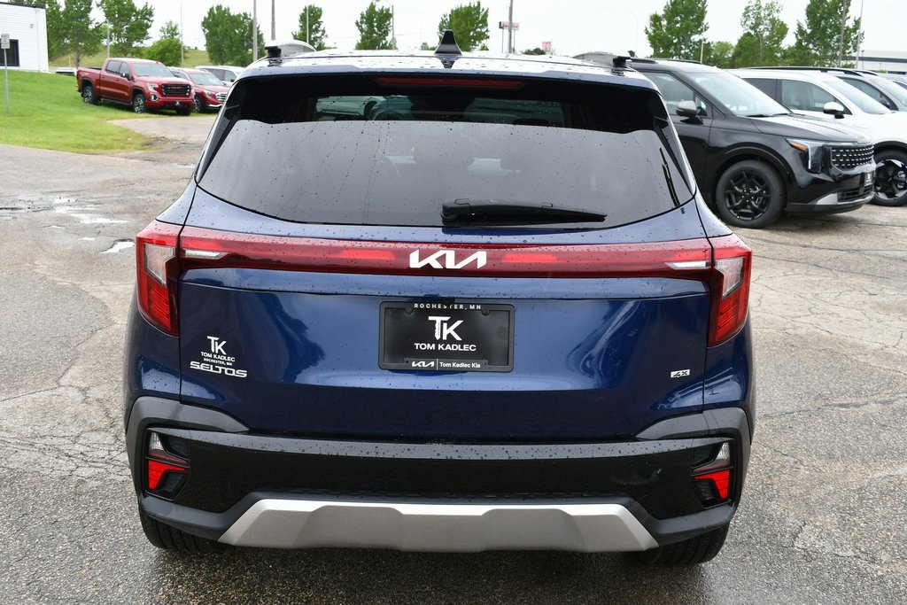 Vehicle image 6 of 30