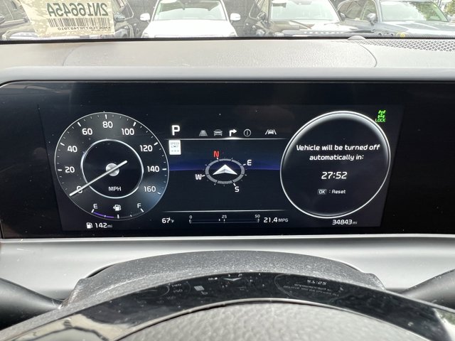 Vehicle image 23 of 29