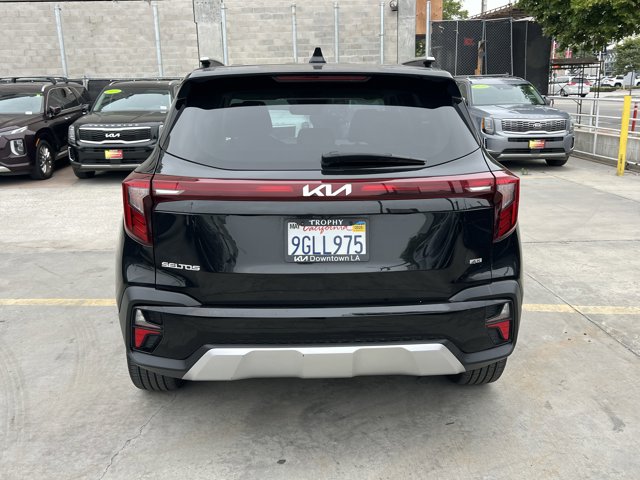 Vehicle image 7 of 29