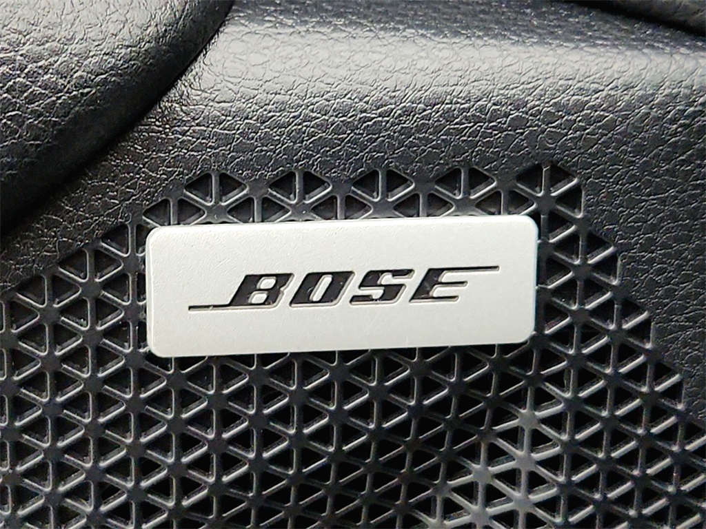 Vehicle image 20 of 37