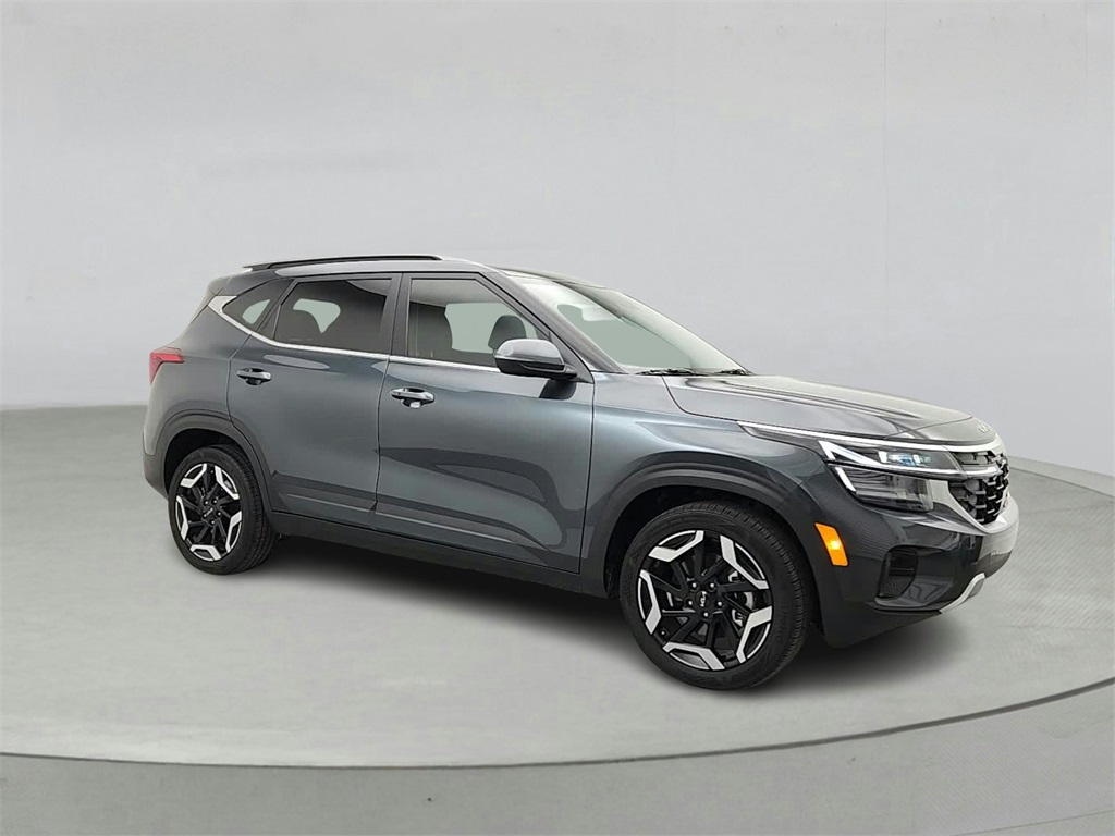 Vehicle image 3 of 37