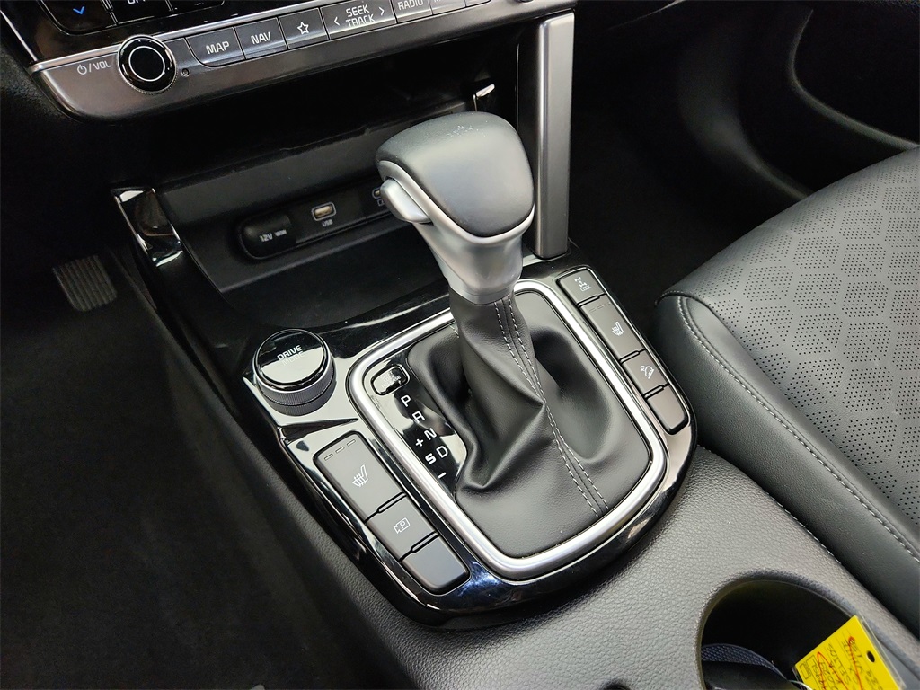 Vehicle image 14 of 37