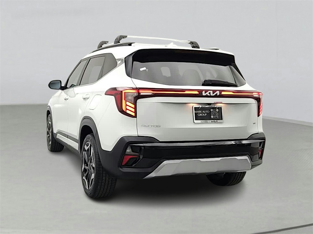 Vehicle image 8 of 37
