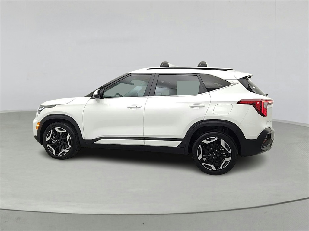 Vehicle image 7 of 37