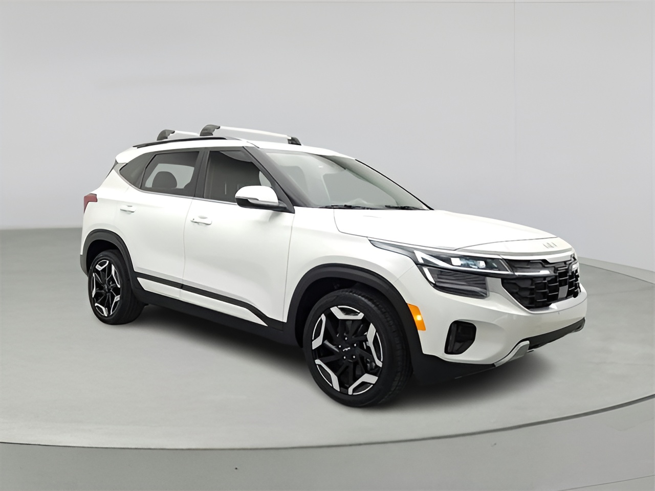 Vehicle image 33 of 37