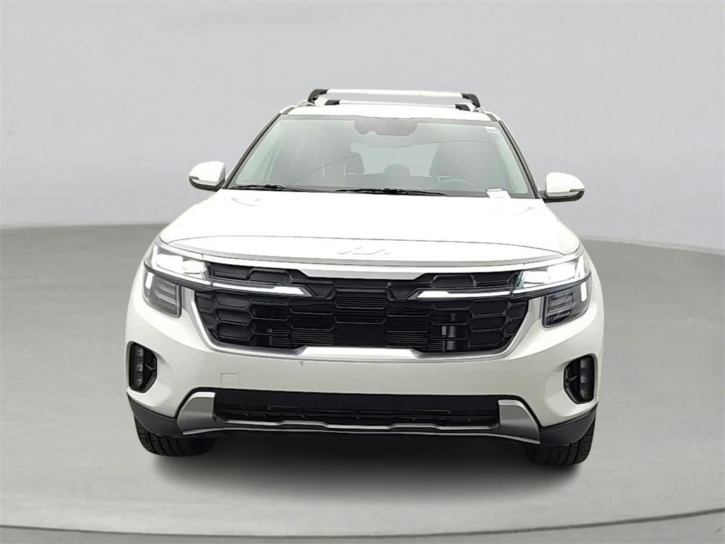 Vehicle image 2 of 37