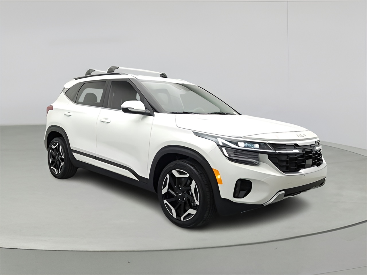 Vehicle image 32 of 37