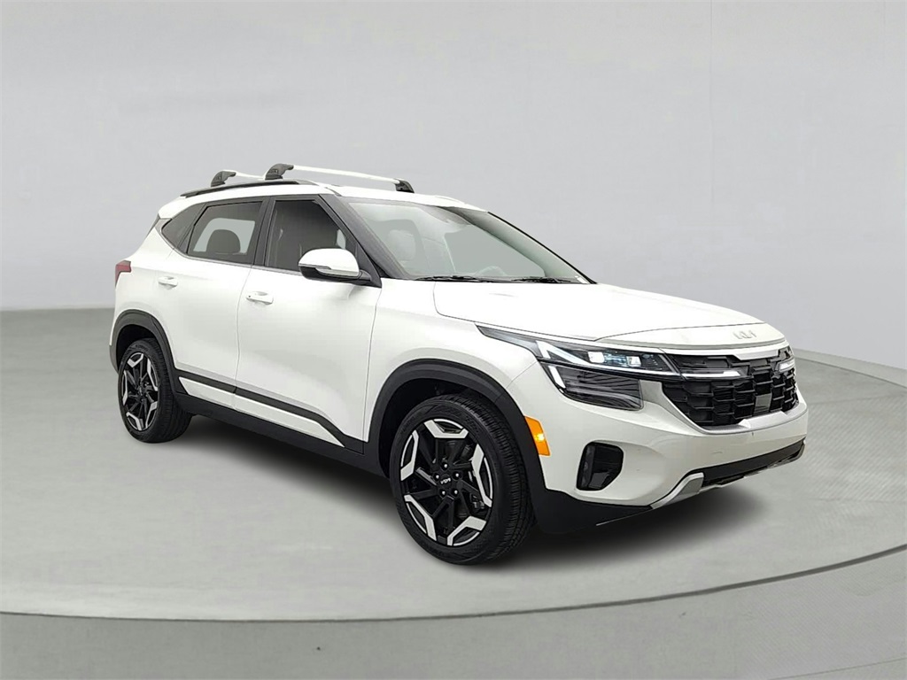 Vehicle image 3 of 37