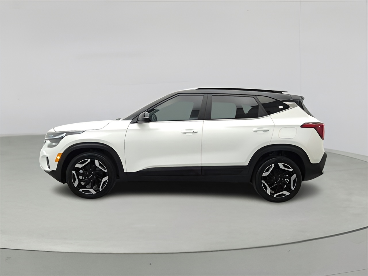 Vehicle image 37 of 37