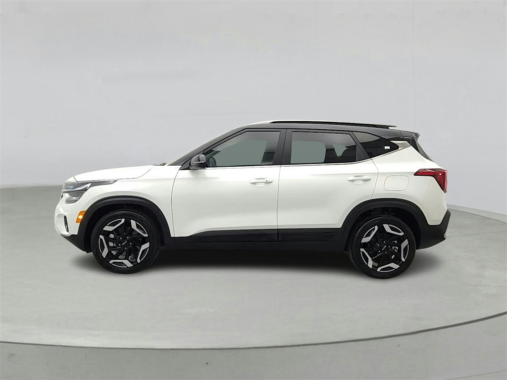 Vehicle image 8 of 37