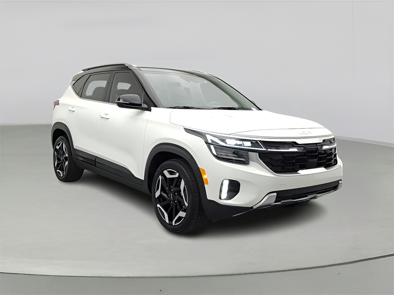 Vehicle image 32 of 37