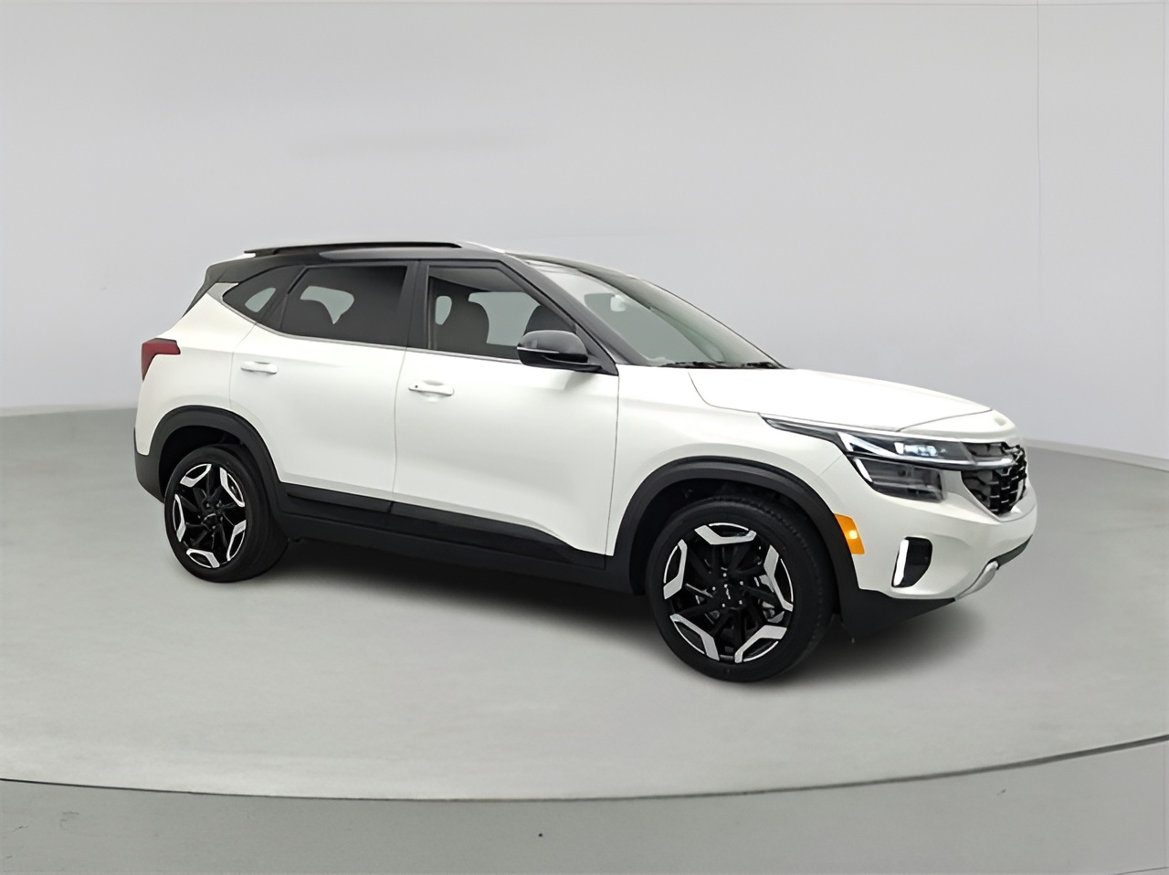 Vehicle image 31 of 37