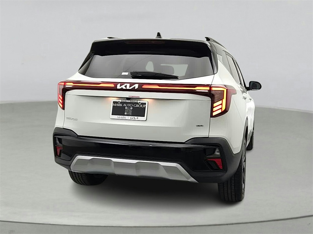 Vehicle image 5 of 37