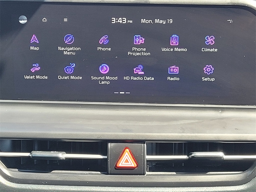 Vehicle image 22 of 34