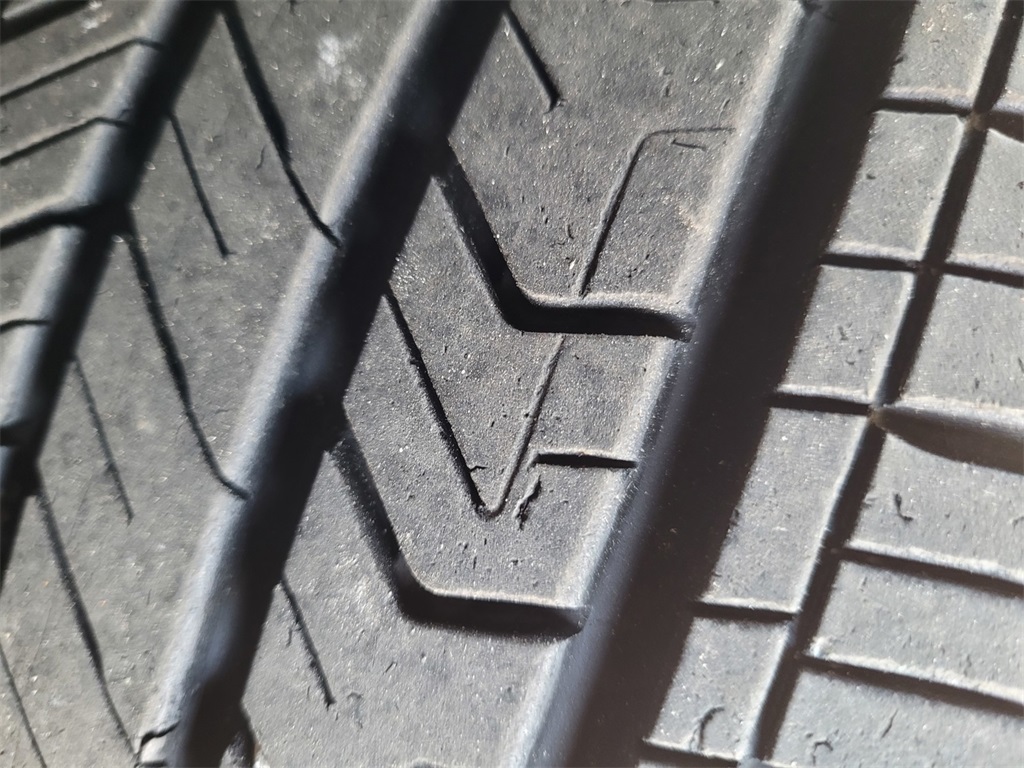 Vehicle image 13 of 34
