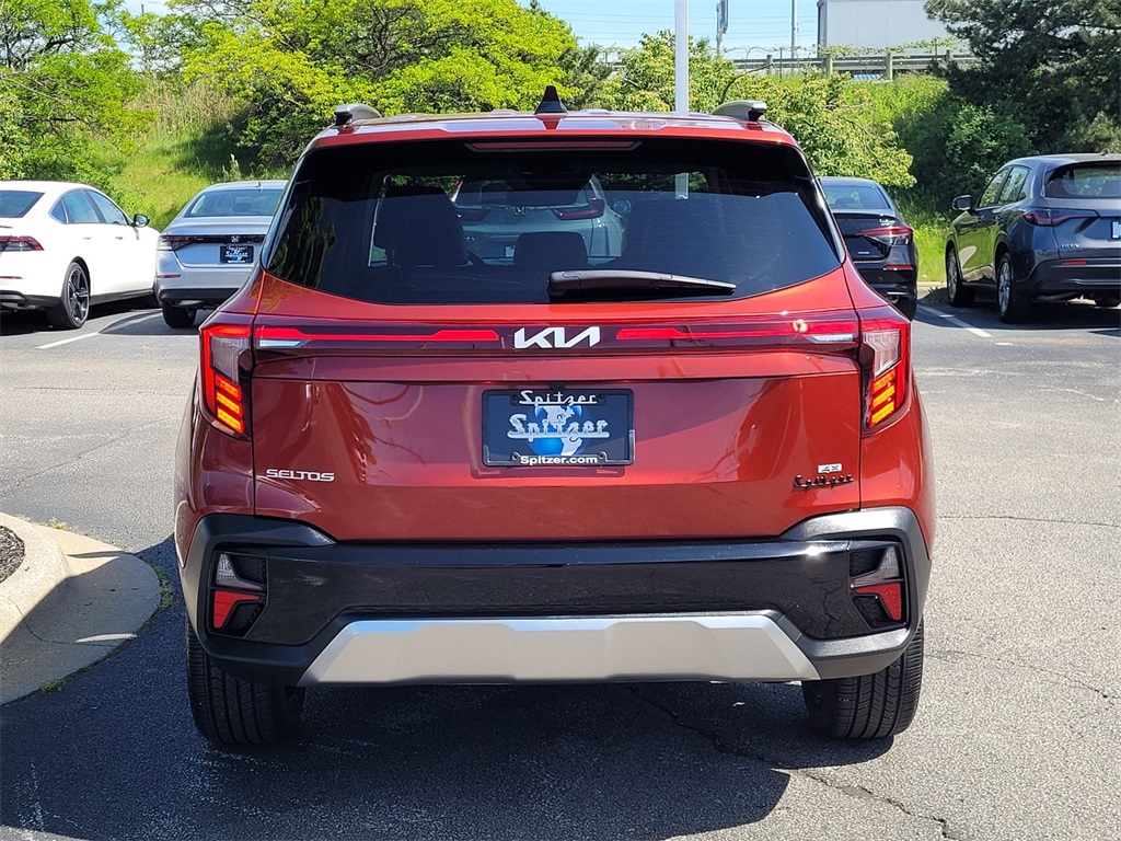 Vehicle image 7 of 34