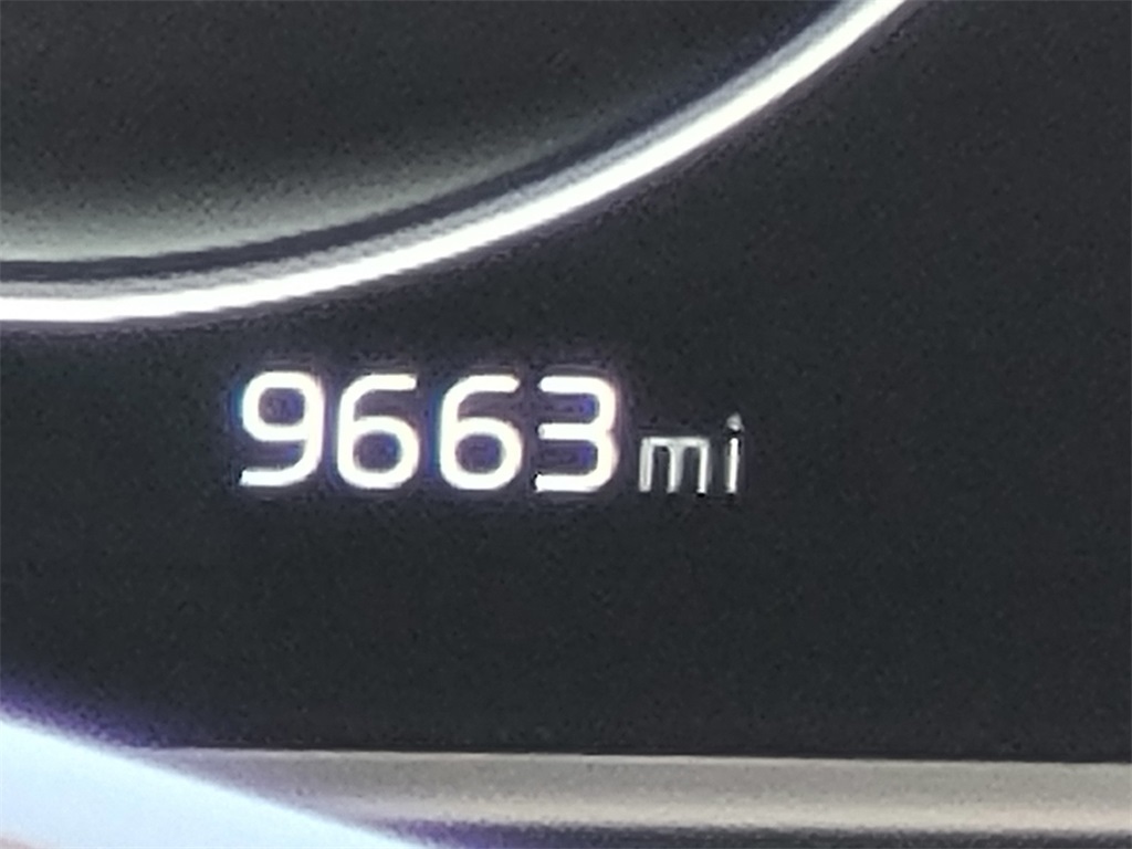 Vehicle image 29 of 34