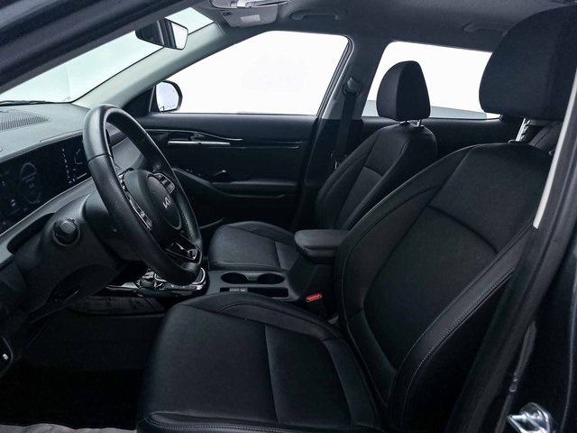 Vehicle image 20 of 36