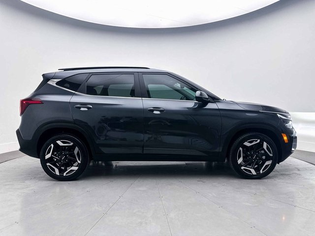 Vehicle image 6 of 36