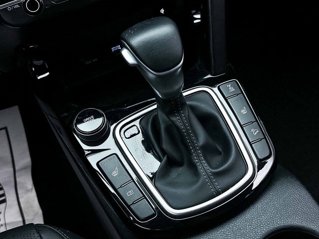 Vehicle image 26 of 36