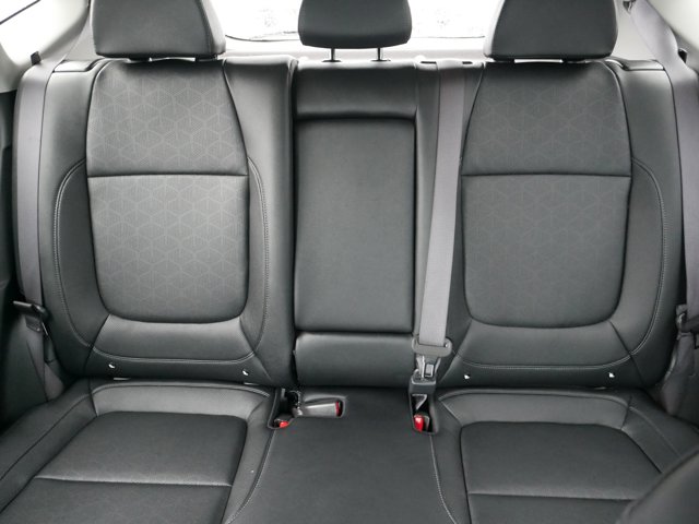 Vehicle image 13 of 36