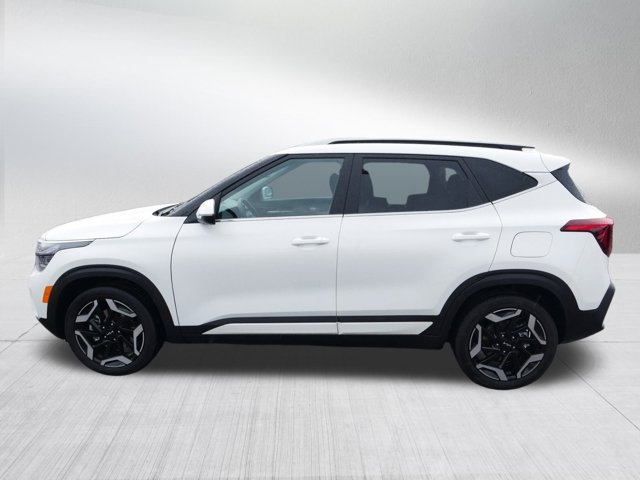 Vehicle image 8 of 36