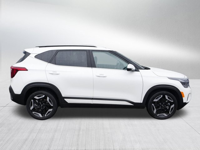 Vehicle image 4 of 36