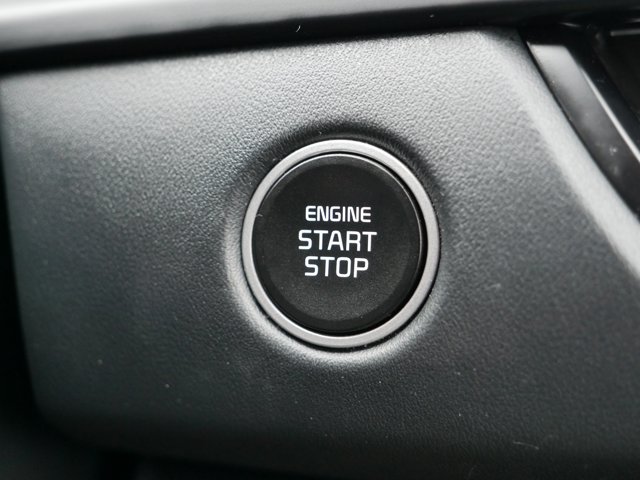 Vehicle image 32 of 36