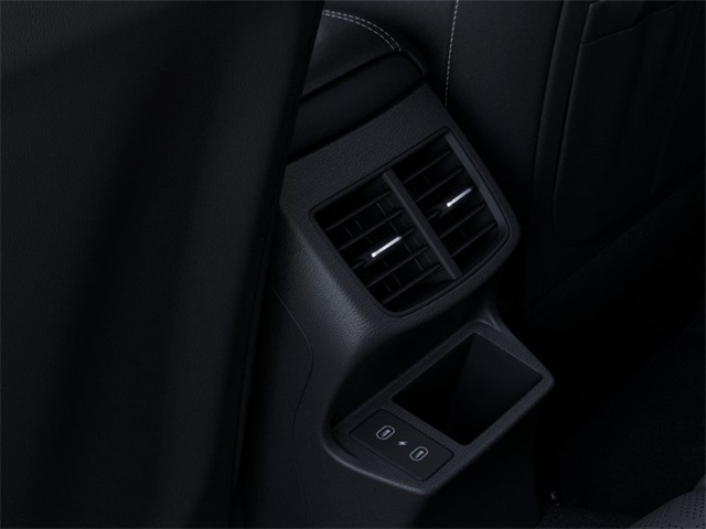 Vehicle image 26 of 27