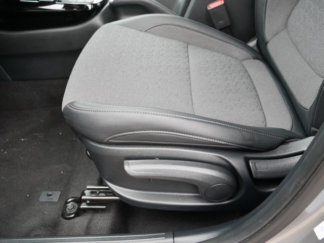 Vehicle image 20 of 43