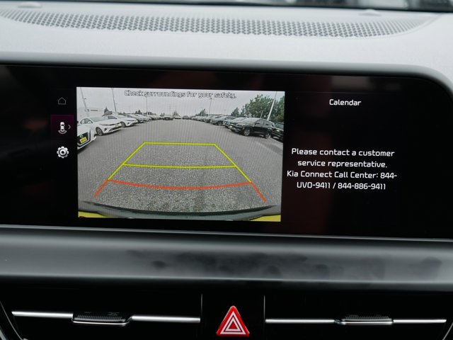 Vehicle image 27 of 43