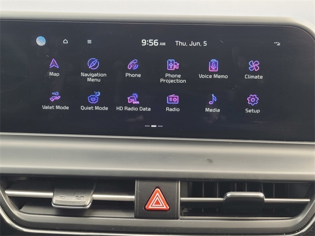 Vehicle image 22 of 50