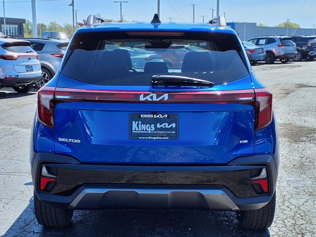 Vehicle image 7 of 27