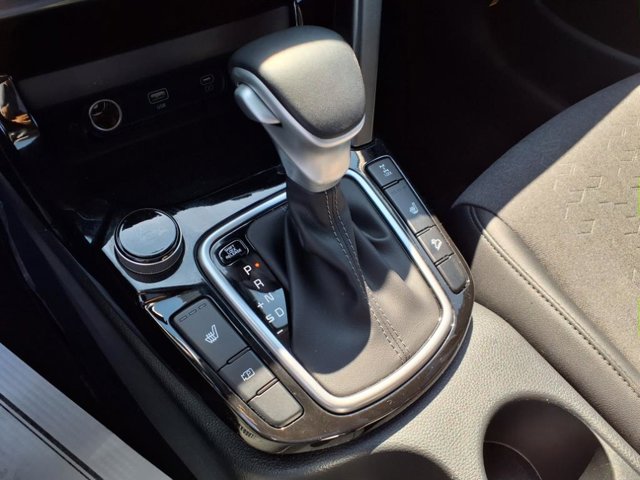 Vehicle image 20 of 27